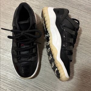 Kids Jordan’s size 11